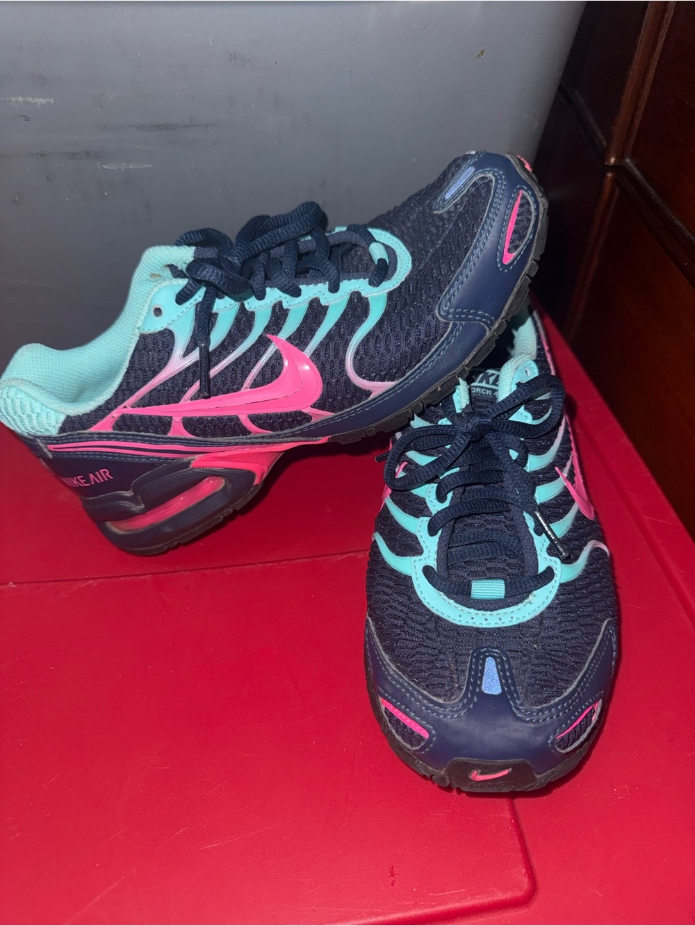 Nike Women’s Navy Teal Pink Athletic Sneakers